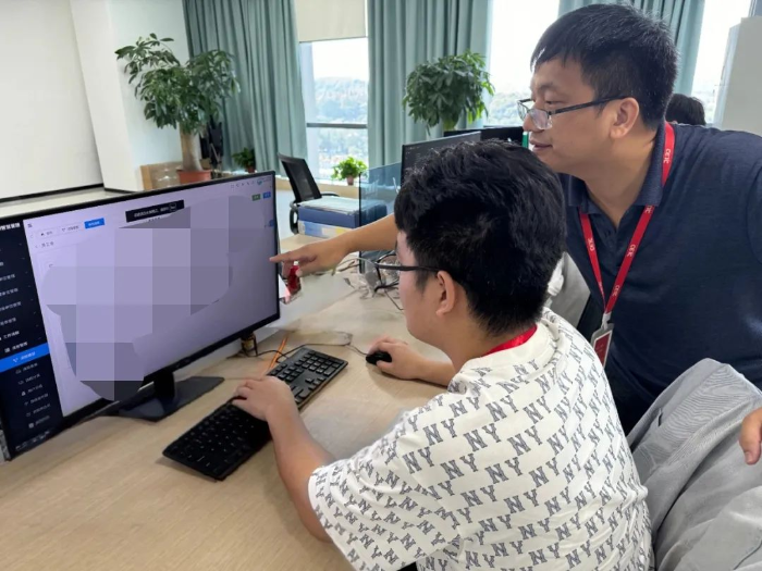 新同事6 新同事6